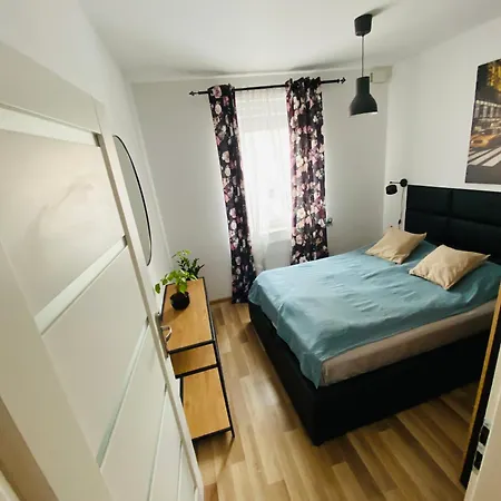 Apartament, Free Parking, Blisko Rynek-dworzec Pkp-pks, Sklepy