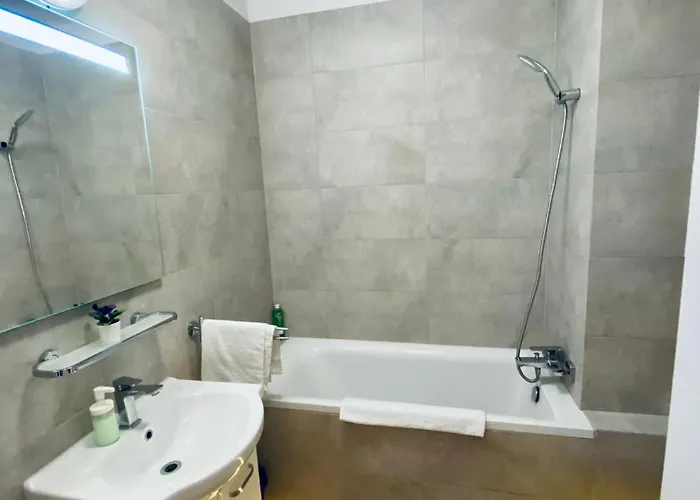 Apartament, Free Parking, Blisko Rynek-dworzec Pkp-pks, Sklepy