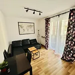 Apartament, Free Parking, Blisko Rynek-dworzec Pkp-pks, Sklepy Wroclaw