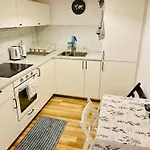 Apartament, Free Parking, Blisko Rynek-dworzec Pkp-pks, Sklepy Apartment *
