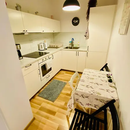 Apartament, Free Parking, Blisko Rynek-dworzec Pkp-pks, Sklepy Apartament *