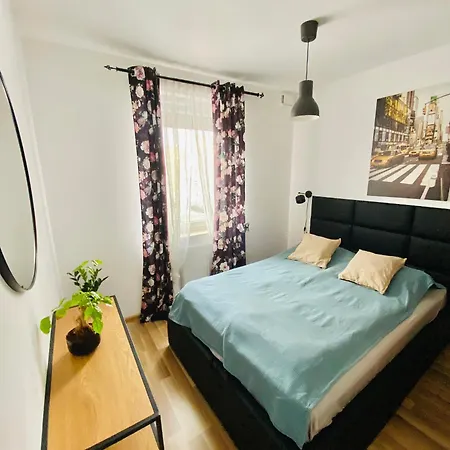 Apartament, Free Parking, Blisko Rynek-dworzec Pkp-pks, Sklepy Apartament Wrocław