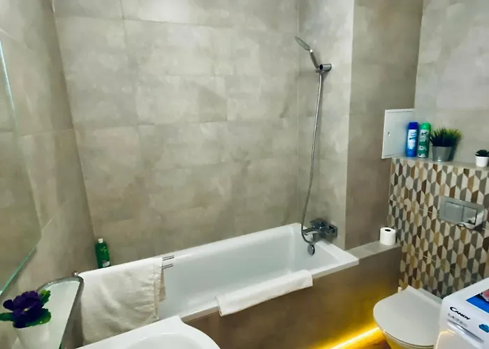 Apartament, Free Parking, Blisko Rynek-dworzec Pkp-pks, Sklepy *